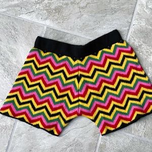 NWOT Knit zigzag shorts
